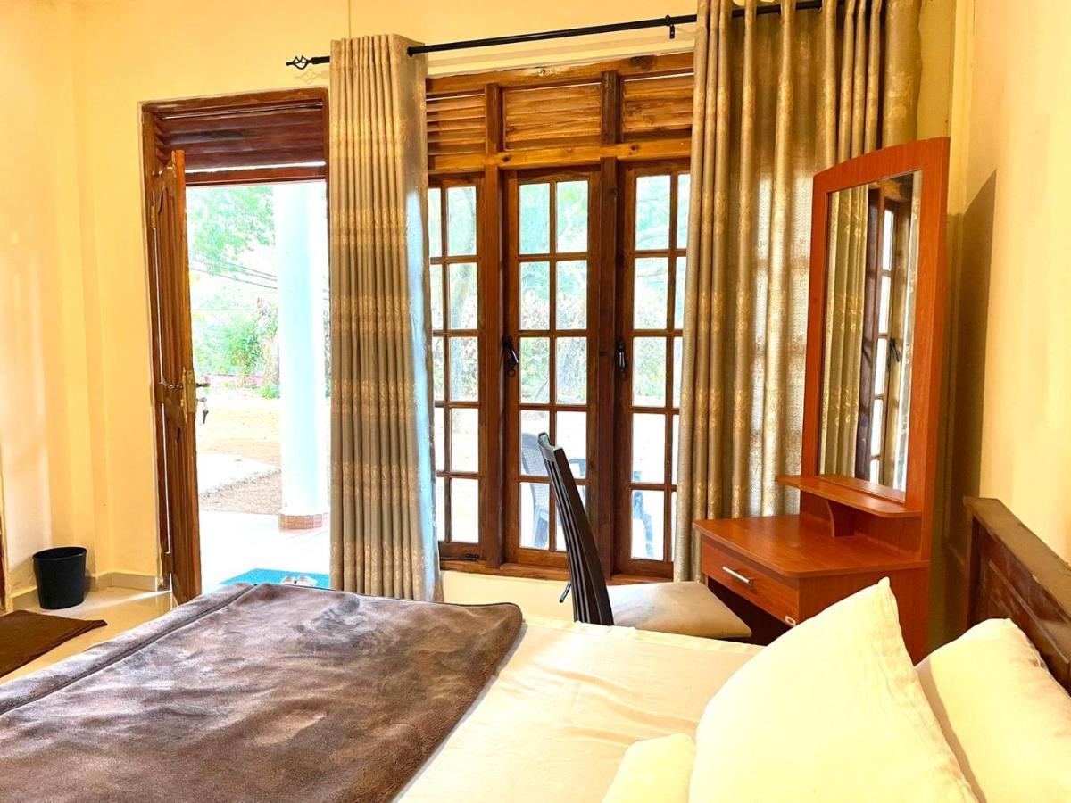 Hotel Mango Tree Nearest Adam'S Peak Nallathanniya Bagian luar foto